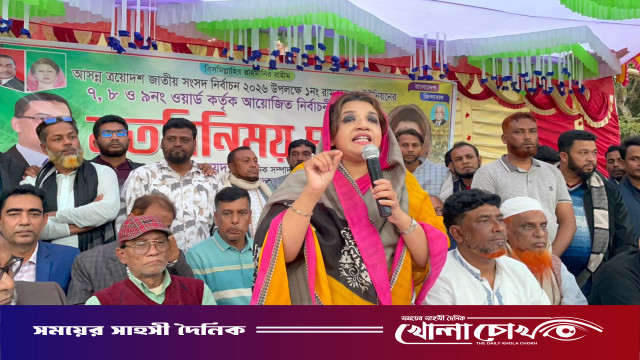 ১১ দলীয় জোটের খেলাফত মজলিসের প্রার্থীর গ্রামে শামা ওবায়েদ: একটা দোকানও খোলা নাই এটা কোন মানবতা না