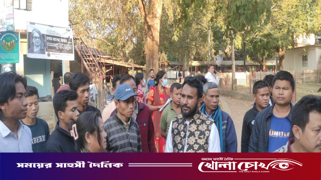 রোয়াংছড়িতে ১০-দলীয় জোটের প্রার্থী সুজা উদ্দিনের ব্যাপক গণসংযোগ ও লিফলেট বিতরণ