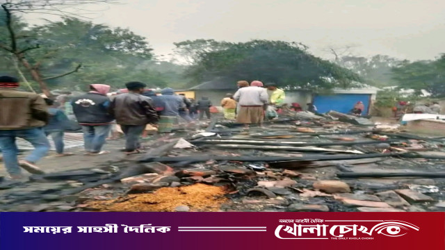 মহম্মদপুরে ভয়াবহ অগ্নিকাণ্ড ৫-টি ঘর পুড়ে ছাই প্রায়-১০ লক্ষ টাকার ক্ষয়ক্ষতি