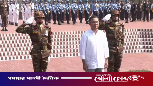 জাতীয় স্মৃতিসৌধে প্রধানমন্ত্রী তারেক রহমানের শ্রদ্ধা