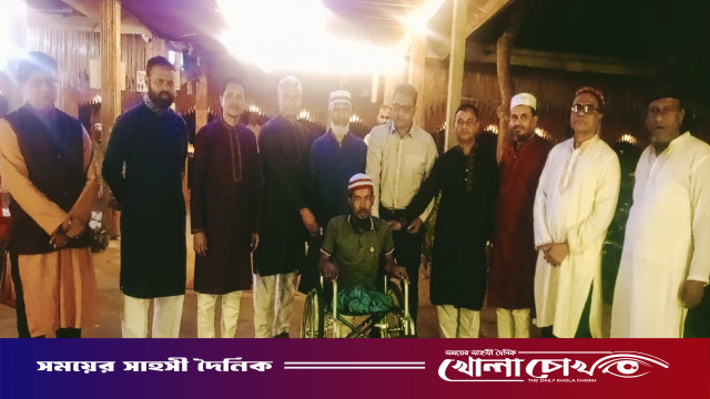 অসহায় ফারুকের সহায় হয়ে দাঁড়ালেন দিলদার হোসেন কাপ্তাইয়ে প্রশংসিত সাবেক চেয়ারম্যান