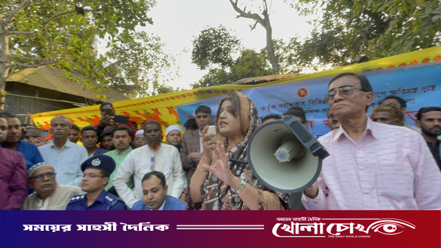 অগ্নিকাণ্ডে ক্ষতিগ্রস্তদের পাশে পররাষ্ট্র প্রতিমন্ত্রী শামা ওবায়েদ: বোন হিসেবে এসেছি, পাশে থাকবো
