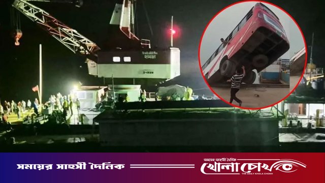 ডুবে যাওয়া বাস থেকে উদ্ধার দুই নারীর হাসপাতালে মৃত্যু
