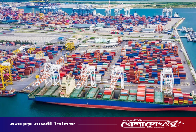 সংকট শুরুর আগেই চট্টগ্রাম বন্দরে পৌঁছাল ১৫ জাহাজ