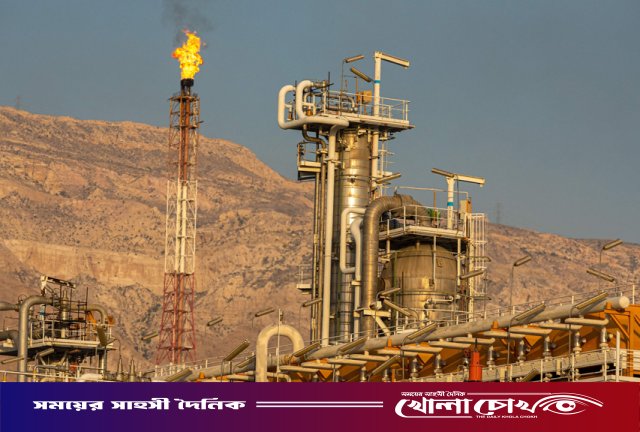 হরমুজ প্রণালী ঘিরে উদ্বেগে বিশ্ববাজার, তেলের দাম ১১৫ ডলারের কাছাকাছি