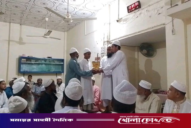 নগরকান্দায় ‘দফা স্বপ্ন-পূরণ যুব সংঘ’-এর উদ্যোগে হাফেজ ও মাওলানাদের সংবর্ধনা