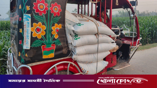 জলঢাকায় সরকারী দামে মিলছে না সার, সিন্ডিকেটের কবলে দিশাহারা কৃষক