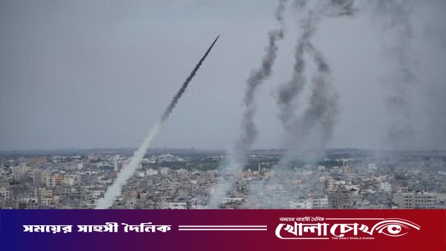 ভোরে ইসরায়েলকে নিশানা করে একের পর এক ক্ষেপণাস্ত্র ছুড়ল ইরান