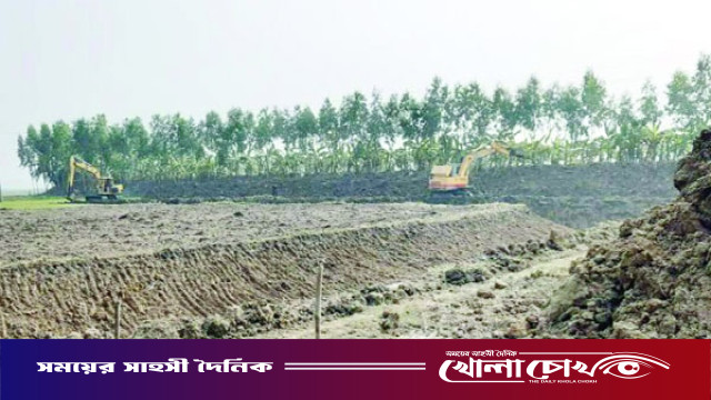 আত্রাইয়ে ফসিল জমিতে পুকুর খনন,গত ৭ বছরে আবাদি জমির পরিমাণ কমেছে প্রায় দুই হাজার হেক্টর