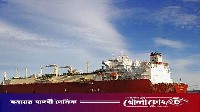 চট্টগ্রাম বন্দরে এসে পৌঁছেছে জ্বালানিবাহী ৮টি জাহাজ