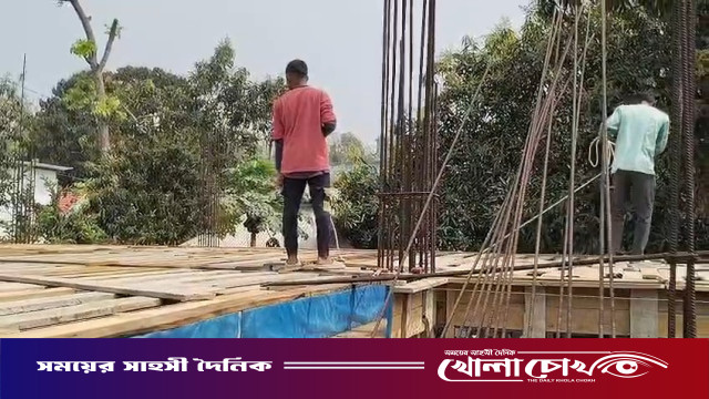 মুন্সীগঞ্জে আদালতের স্থিতিবস্থা বজায় রাখার নির্দেশ অমান্য করে বসত বিল্ডিং নির্মাণের অভিযোগ