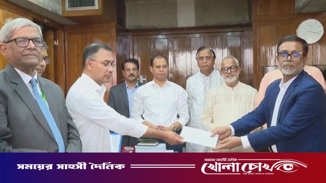 সিটি করপোরেশনের প্রতিটি পরিচ্ছন্নতাকর্মীকে প্রধানমন্ত্রীর ঈদ উপহার