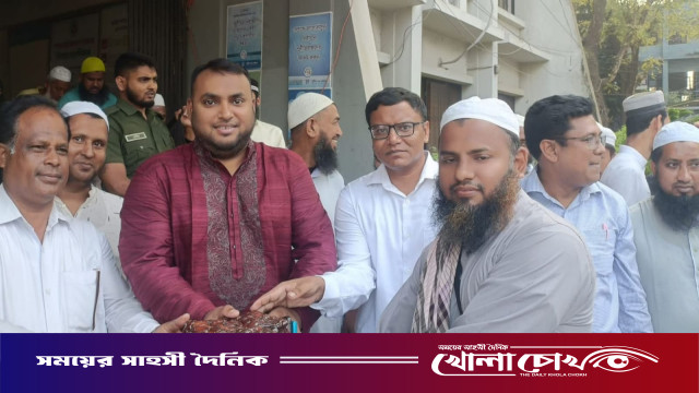 আত্রাইয়ে ৪৬টি ধর্মীয় শিক্ষাপ্রতিষ্ঠান ও এতিমখানায় সৌদি আরবের উপহারের খেজুর বিতরণ