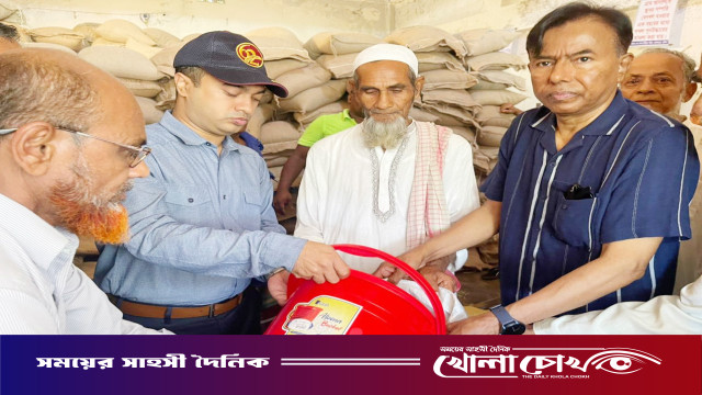 আগৈলঝাড়ায় ভিজিএফ চাল পেল ১৩ সহস্রাধিক অসহায় পরিবার