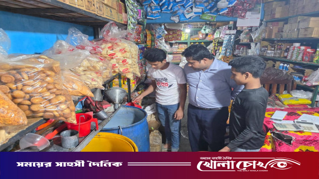 জলঢাকায় খোলা বাজারে পেট্রোলিয়ামজাত পণ্য বিক্রয়ের বিরুদ্ধে অভিযান ও জরিমানা