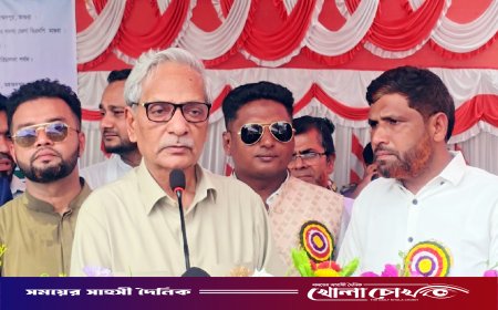 ঘুষ খাওয়া আর ‘মল’ খাওয়া সমান: সংস্কৃতিমন্ত্রী