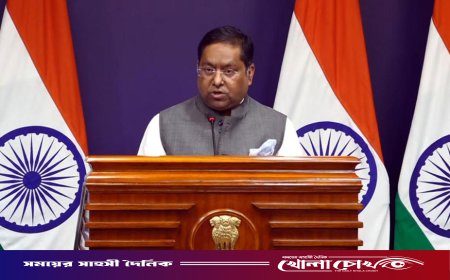 শেখ হাসিনাকে ফেরত পাঠানোর অনুরোধ পর্যালোচনা করছে ভারত