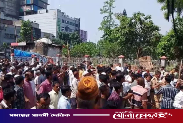 বায়তুল মোকাররম এলাকায় ব্যবসায়ী-হকার সংঘর্ষ