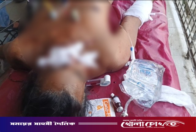 কুষ্টিয়ায় কুরআন অবমাননার অভিযোগে মাজারে হামলা ও অগ্নিসংযোগ