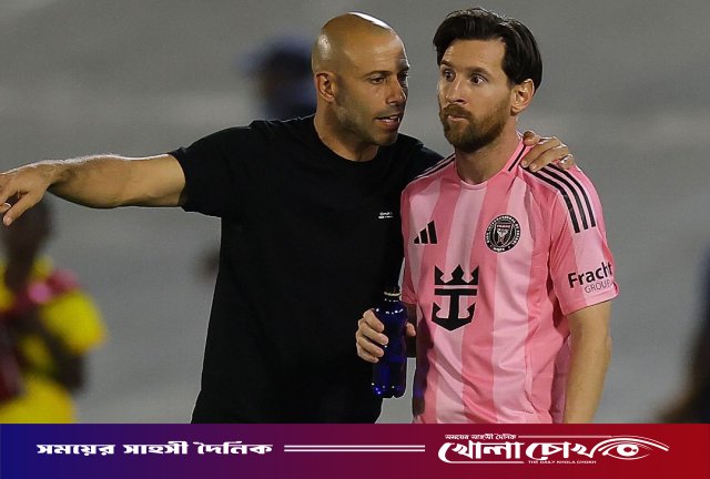 হঠাৎ পদত্যাগ করলেন মেসিদের কোচ