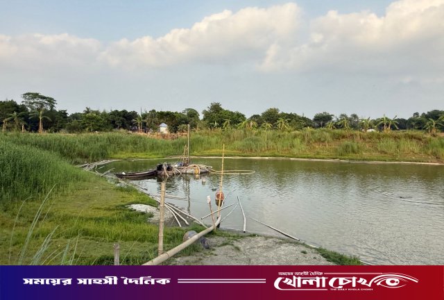 সদরপুরে অবৈধভাবে মাটি কাটার দায়ে দুই ব্যক্তিকে ১ লাখ টাকা জরিমানা