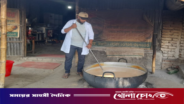 আত্রাইয়ে ‘স্নেহা দই’ ও মাঠার জনপ্রিয়তা তুঙ্গে: স্বাবলম্বী হওয়ার অনন্য উদাহরণ শফিকুল