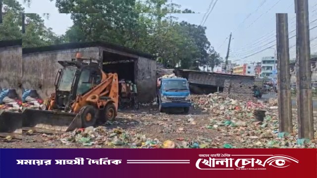 ফরিদপুরে  সড়কের পাশে ময়লার ভাগাড়: দূষণে অতিষ্ঠ জনজীবন, বাড়ছে স্বাস্থ্যঝুঁকি