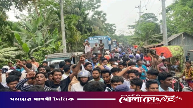 মঠবাড়িয়ায় জ্বালানি তেল না পেয়ে মোটর বাইকারদের সড়কে বিক্ষোভ অবরোধ