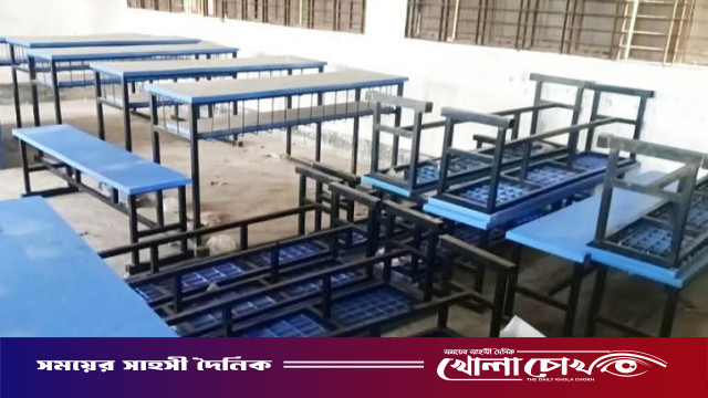 বিদায় অনুষ্ঠানে ভাঙচুর করে টিকটক ভিডিও তৈরির অভিযোগ