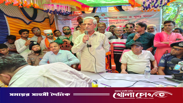 বোয়ালমারীতে খাল পুনঃখনন কার্যক্রমের উদ্বোধন করলেন মন্ত্রী নিতাই রায় চৌধুরী