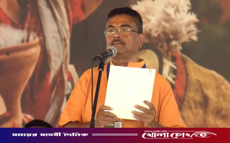 প্রথম মুখ্যমন্ত্রী হিসেবে শপথ নিলেন শুভেন্দু অধিকারী