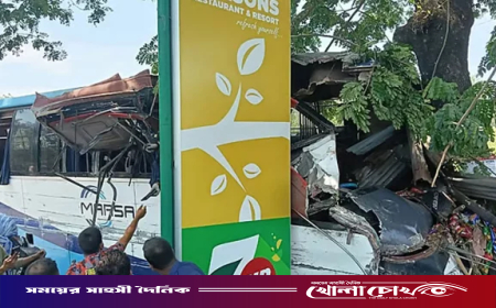 চট্টগ্রামে মারসা পরিবহনের দুই বাসের মুখোমুখি সংঘর্ষ: নিহত ৪, আহত ১৩