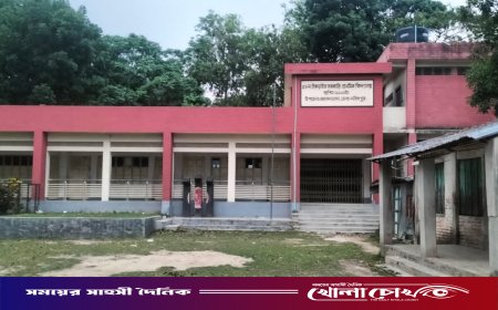 সরকারি নির্দেশনা উপেক্ষা করে প্রাথমিক বিদ্যালয়ে পরীক্ষা ফি আদায়ের মহোৎসব