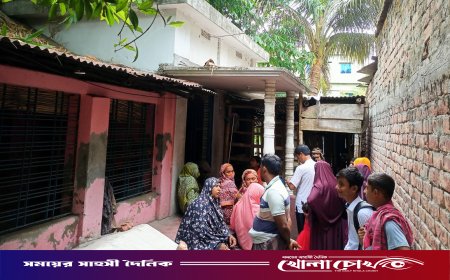 সাতক্ষীরায় অন্তঃসত্ত্বা স্ত্রীকে গলা কেটে হত্যার অভিযোগ, স্বামী পলাতক