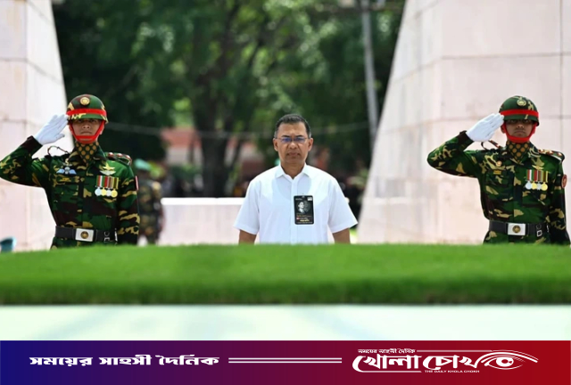 শহীদ রাষ্ট্রপতি জিয়াউর রহমানের সমাধিতে প্রধানমন্ত্রীর শ্রদ্ধা