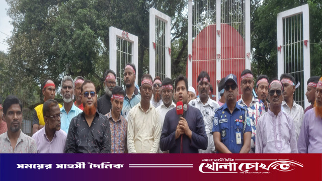 জলঢাকায় মহান মে দিবসে শ্রমিক সংগঠন সমুহের বর্ণাঢ্য র‍্যালি ও আলোচনা সভা