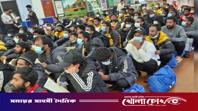 লিবিয়ার বন্দিশালা থেকে দেশে ফিরলেন ১৭৪ বাংলাদেশি