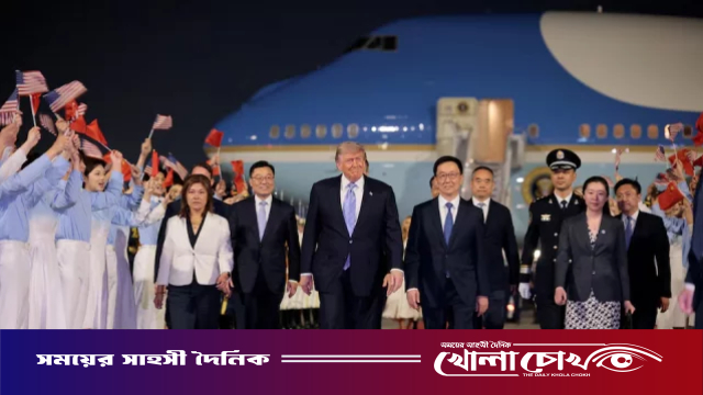 বেইজিংয়ে ট্রাম্পের রাজকীয় অভ্যর্থনা: আলোচনায় বাণিজ্য সংঘাত ও বৈশ্বিক ভূ-রাজনীতি