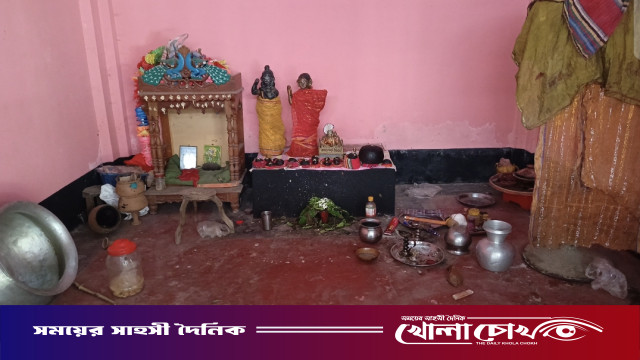 ফরিদপুরের মধুখালীর শ্যামরায় মন্দিরে দুর্ধর্ষ চুরি, খোয়া গেল রাধা-গোবিন্দের পিতলের মূর্তি