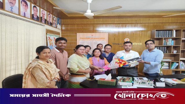 কাপ্তাইয়ের নবাগত ইউএনও’র সাথে সাংস্কৃতিক সংগঠন ‘সুরের ধারা’র সৌজন্য সাক্ষাৎ