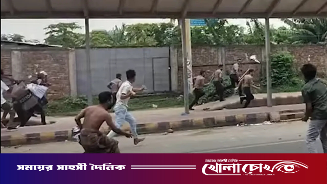 অভিযানকালে হামলা, দৌড়ে প্রাণে বাঁচলেন পুলিশ সদস্যরা