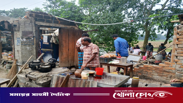 নওগাঁর আত্রাইয়ে কালবৈশাখীর তাণ্ডব: লন্ডভন্ড বিপ্রবোয়ালিয়া বাজার ও বসতবাড়ি
