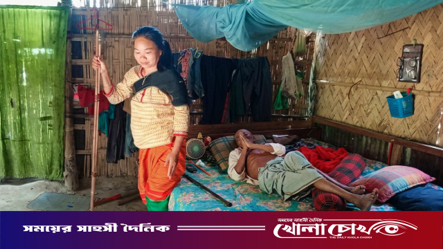 নিয়তির নিষ্ঠুর পরিহাস: বাবার ক্যান্সার ও স্ত্রীর প্যারালাইসিসে দিশেহারা ইতিস, সহায়তায় ‘পজেটিভ কাপ্তাই’