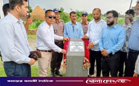 ফরিদপুরের সদরপুরে নারিকেলবাড়িয়া ইউনিয়ন পরিষদ ভবনের ভিত্তিপ্রস্তর স্থাপন