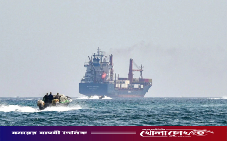হরমুজ প্রণালিতে দুই জাহাজে ইরানের হামলা, বন্ধ নৌচলাচল