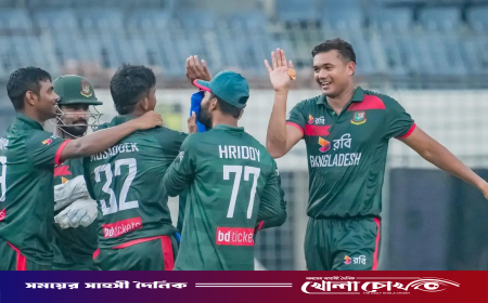 ওয়ানডেতে এই প্রথম শূন্য রানে ৩ উইকেট হারাল অস্ট্রেলিয়া