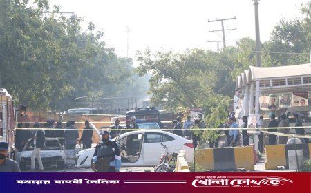পাকিস্তানে জোড়া বিস্ফোরণে নিহত ৭