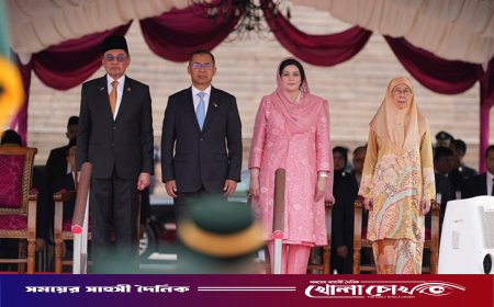মালয়েশিয়ার প্রধানমন্ত্রীর সঙ্গে বৈঠকে তারেক রহমান