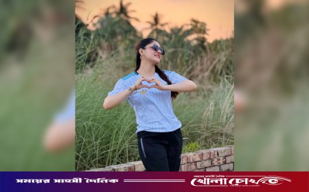 আর্জেন্টিনার জার্সি গায়ে নেটিজেনদের নজর কাড়লেন পূজা চেরি