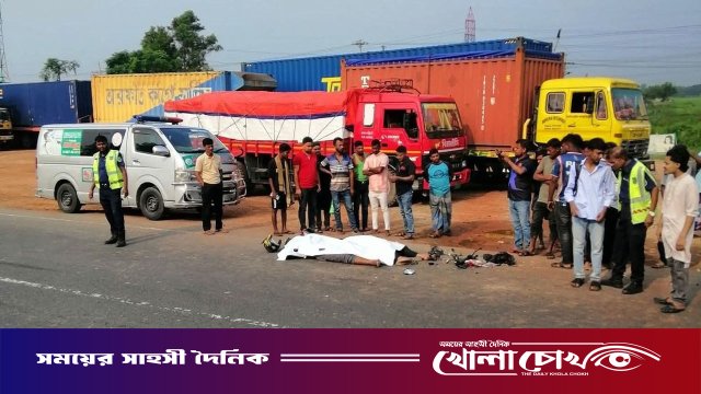কুমিল্লায় বাসচাপায় দুমড়ে-মুচড়ে গেল মোটরসাইকেল, ‍নিহত ২